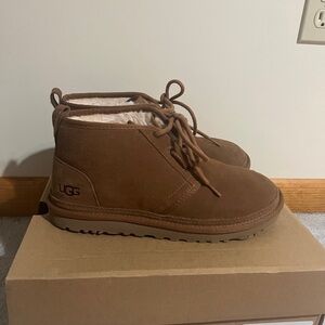 UGG Chestnut Lace-Up Boots
